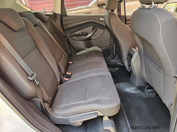 2019 Ford Kuga Ecoboost 1.5i Ambiente pictures