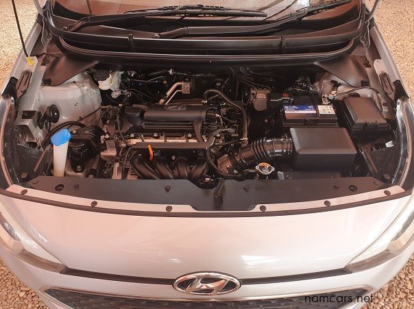 2015 Hyundai i20 Glide pictures