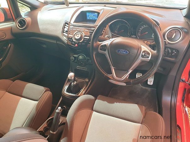 2014 Ford Fiesta ST pictures