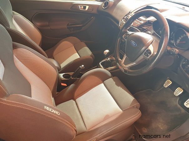 2014 Ford Fiesta ST pictures